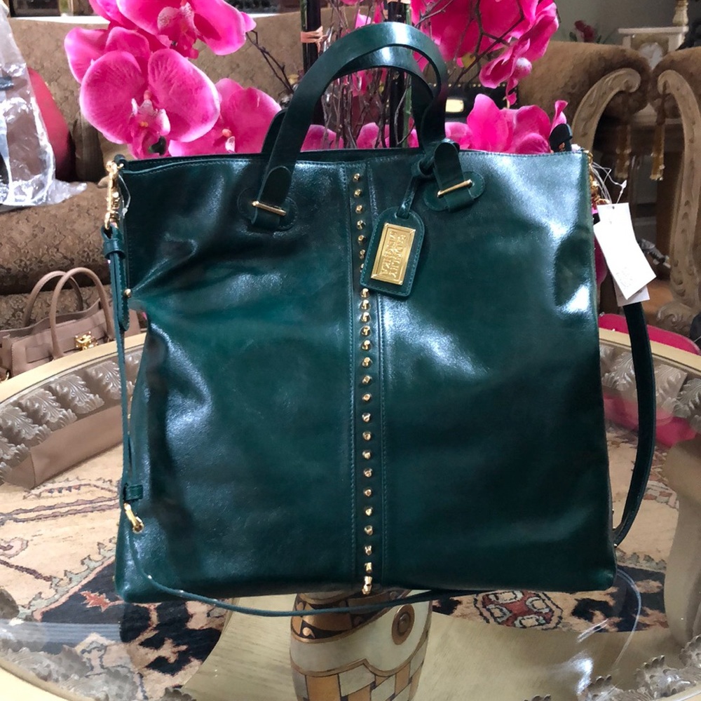 Badgkey Mischka bag